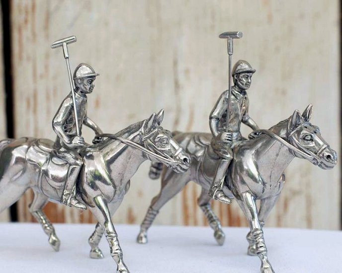 Polo Table Centerpiece Salt And Pepper Set